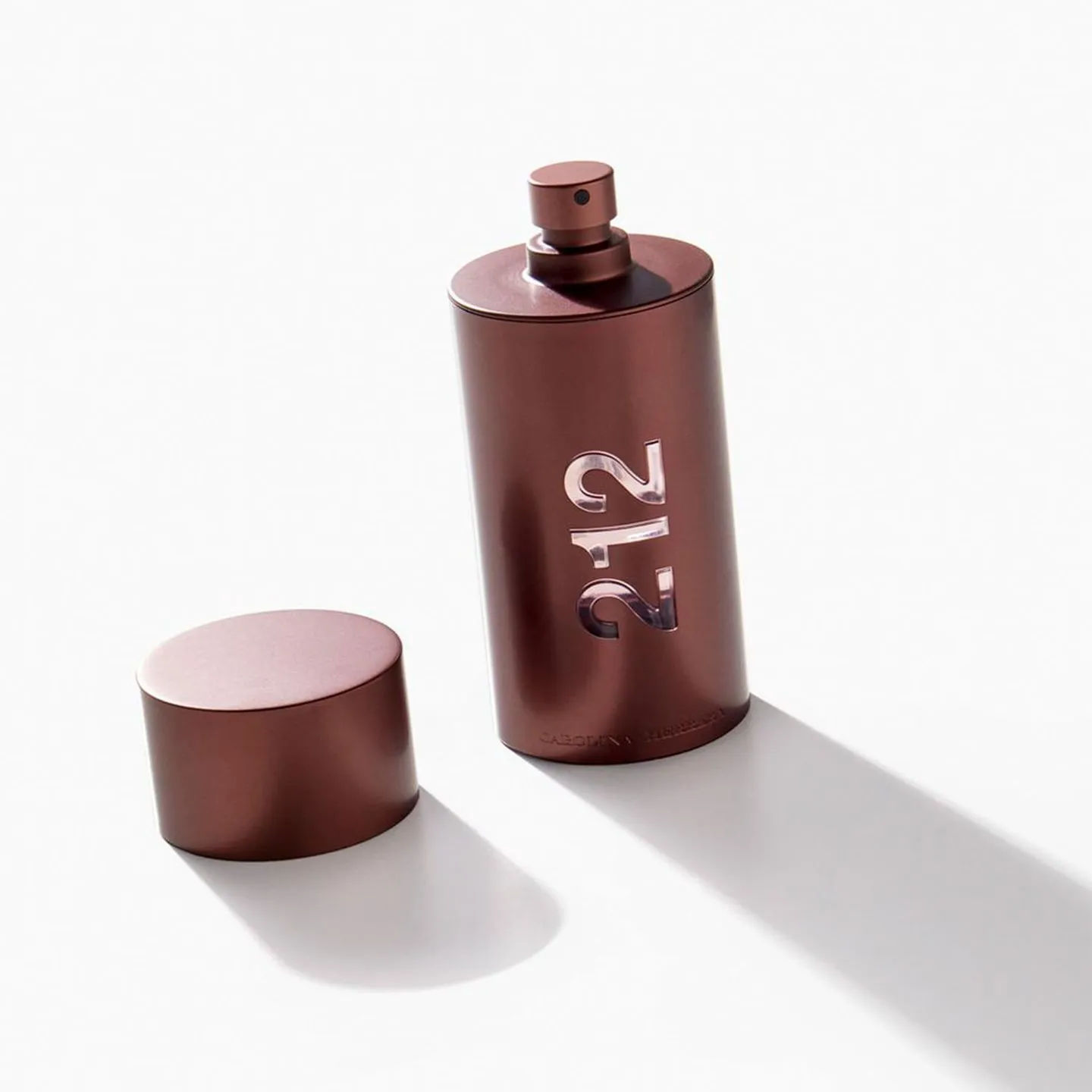 Carolina Herrera 212 Sexy Men 100ml - Imagen 2